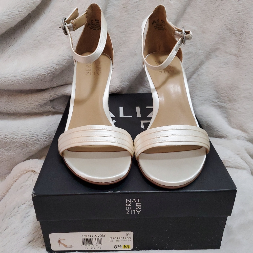 NATURALIZER KINSLEY 2 IVORY 8.5 M / 38.5 BRIDAL